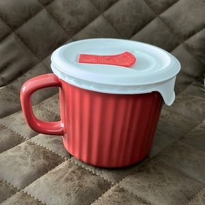 Corningware 20oz Travel Mug/Bowl - RARE colour!